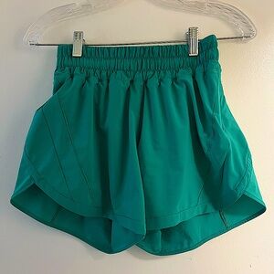 Lululemon Track That Shorts Mid-Rise 5”